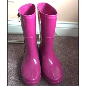 Rain boots